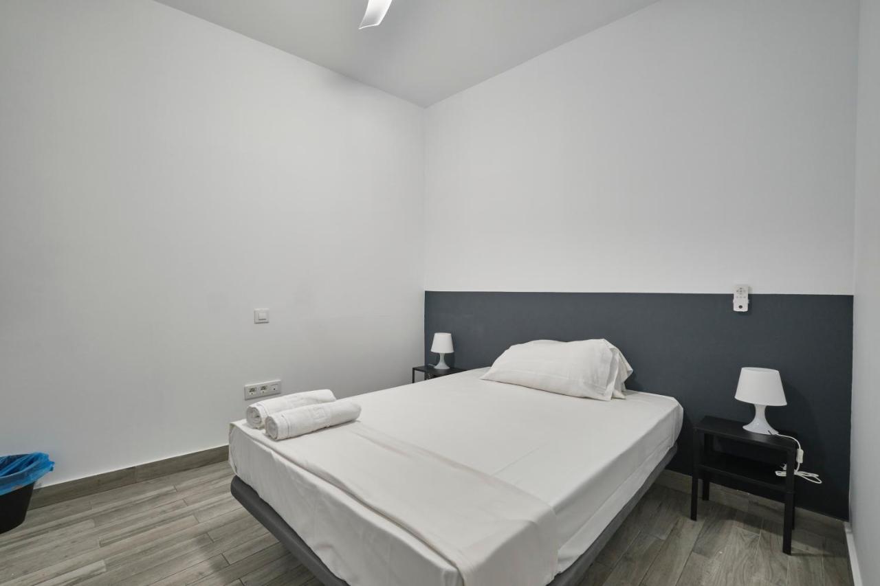 Nunez De Arce Habitaciones Madrid Eksteriør billede