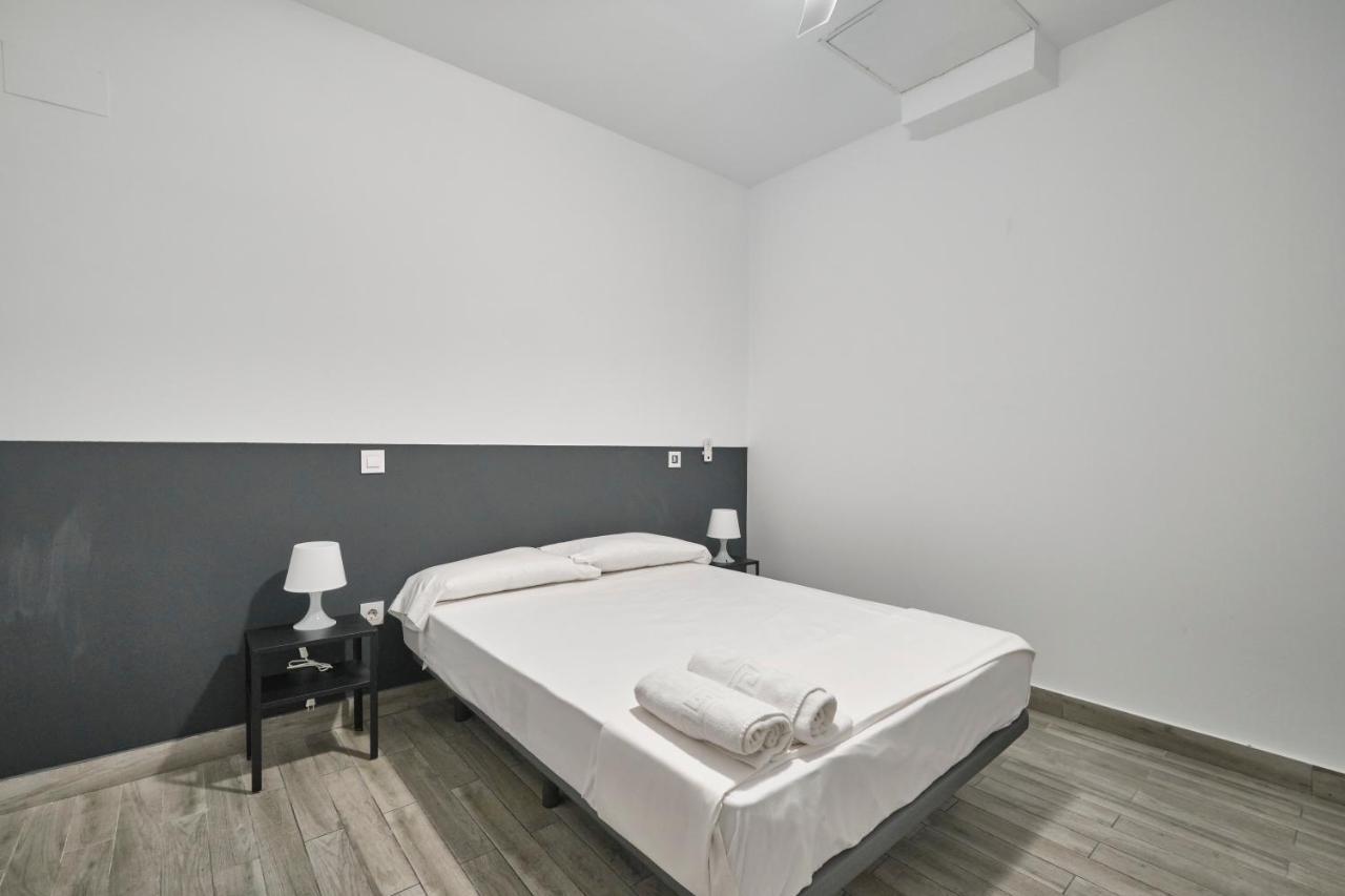Nunez De Arce Habitaciones Madrid Eksteriør billede