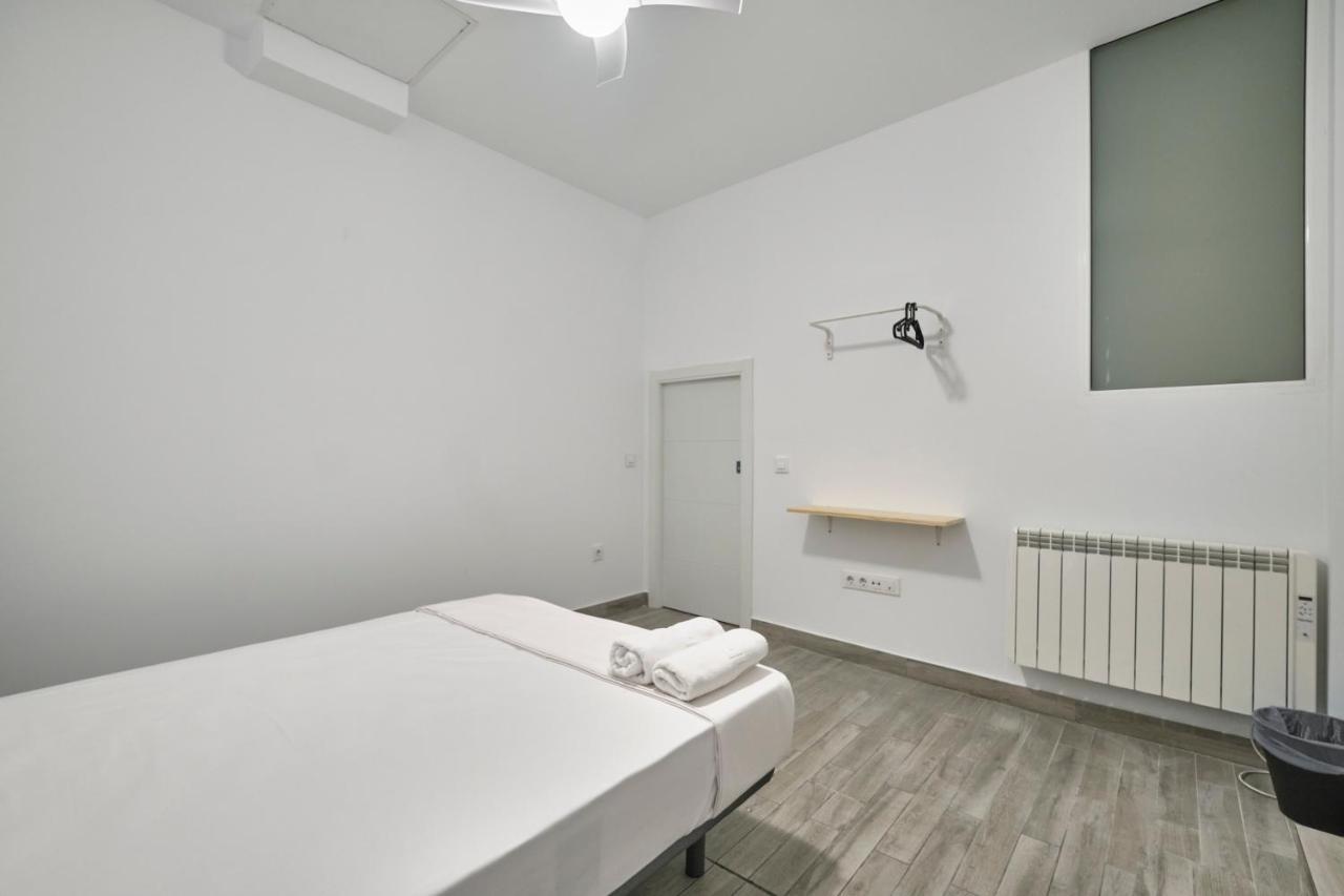 Nunez De Arce Habitaciones Madrid Eksteriør billede