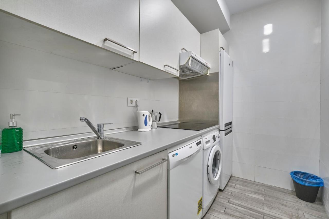 Nunez De Arce Habitaciones Madrid Eksteriør billede